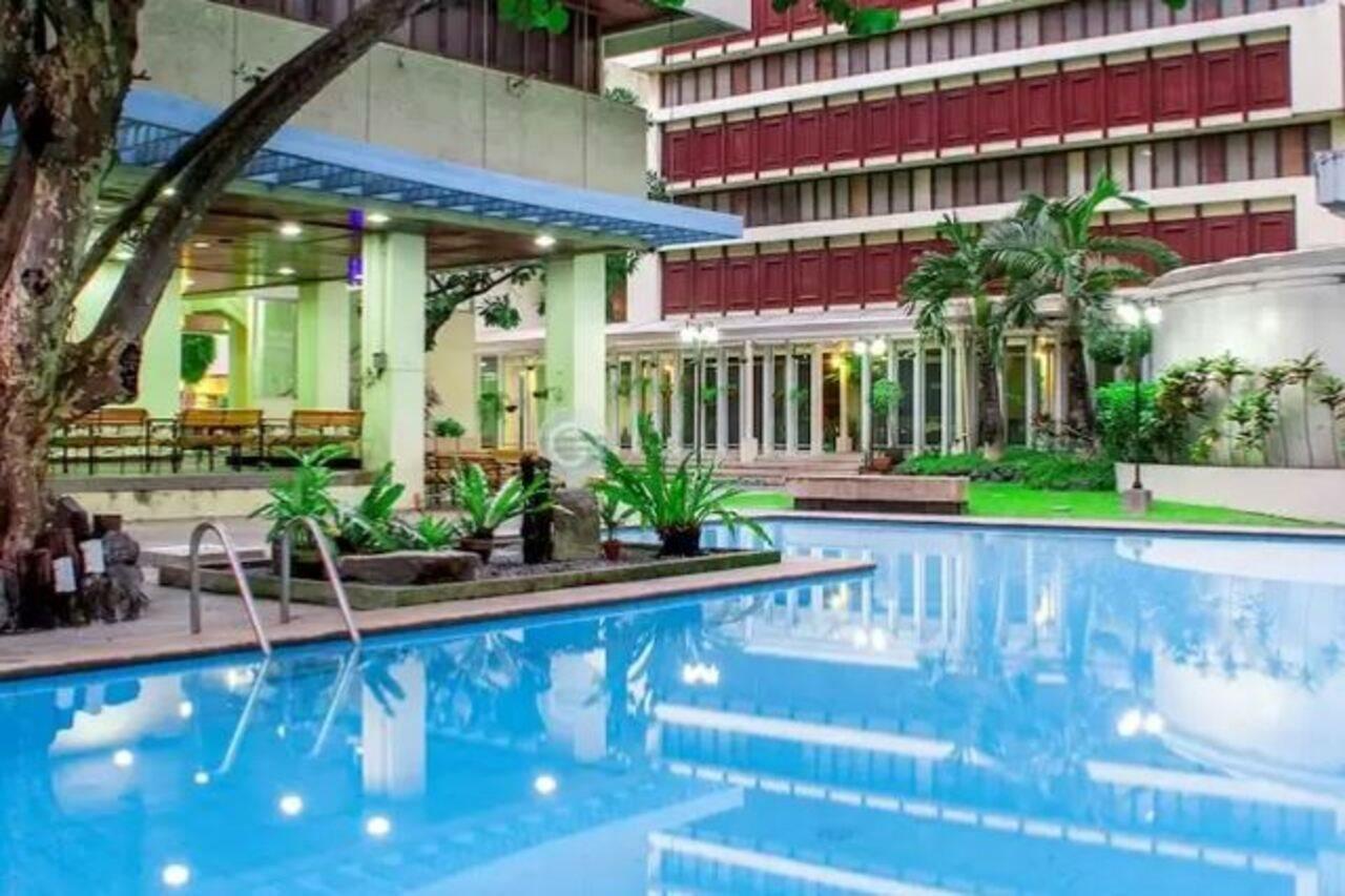 Aim Conference Center Makati City Exterior foto